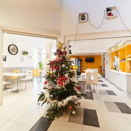 Première Classe Hotel Amiens