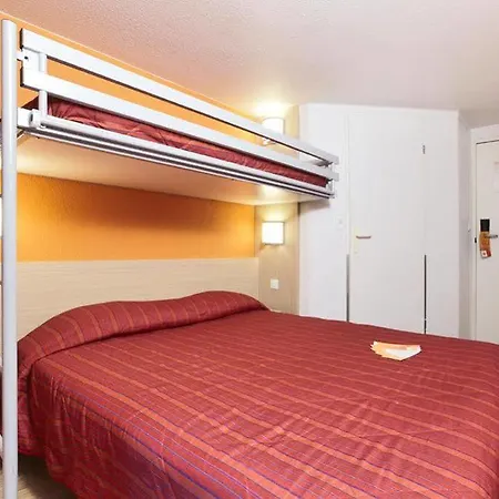 Premiere Classe Hotel 2*